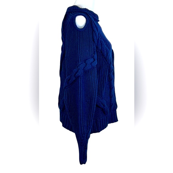 ALEXANDER McQUEEN SWEATER IN NAVY BLUE - Picture 2 of 8